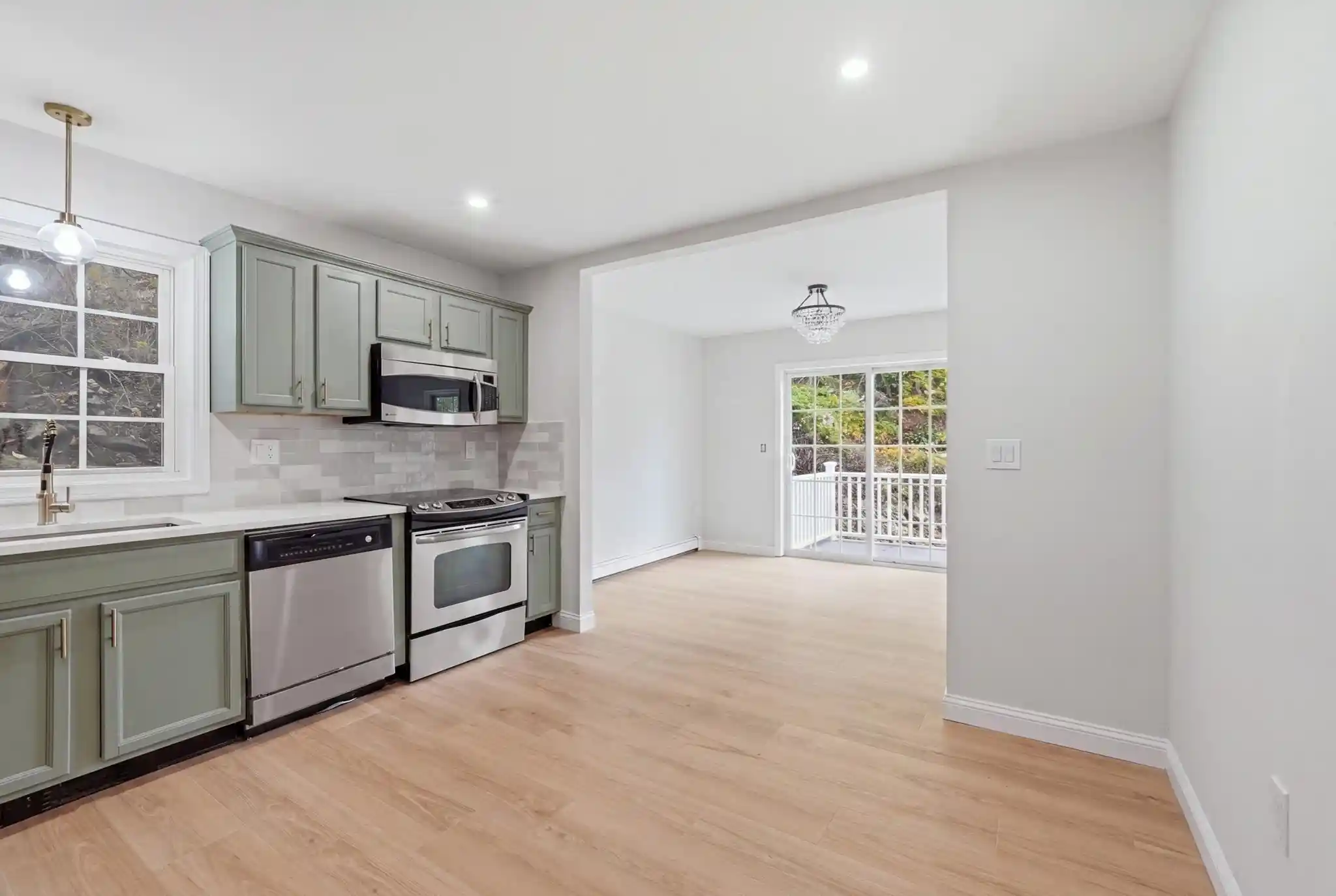 Listing Photo 2 - Condo for sale in 105 N Main St located at 105 N Main St, Orange, MA 01760 - Unit 105 N Main St