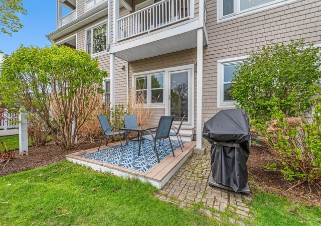 Photo 3 of Condo for sale at 7 Whaler Ln #Unit 7, Quincy, MA 02171 | MLS# 73575658 | Listing updated on 2026-09-14