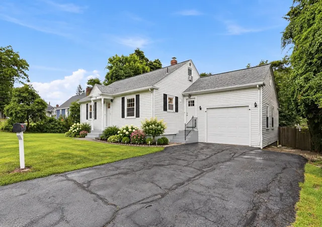 Photo 2 of Sale Pending at 15 Highland St, Milford, MA 01757 | MLS# 73573984 | Listing updated on 2026-09-16