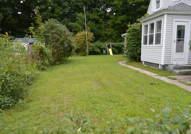 Photo 3 of Sale Pending at 444 Putnam Hl Rd, Sutton, MA 01590 | MLS# 73577114 | Listing updated on 2026-10-07