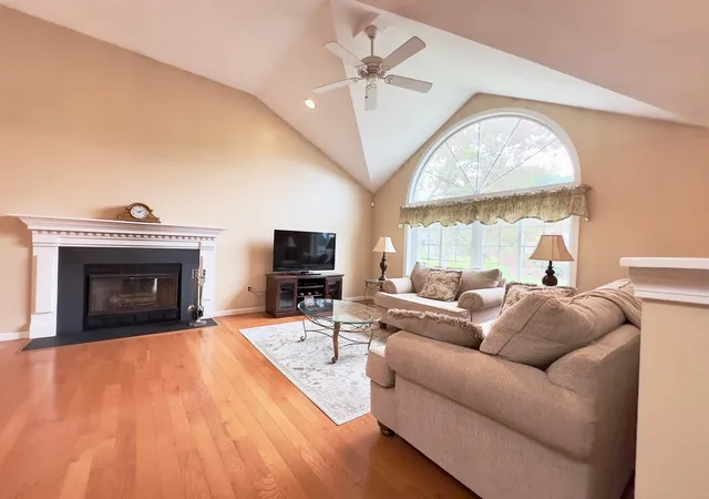 Photo 2 of Sale Pending at 75 Moreland Green Dr, Worcester, MA 01609 | MLS# 73582977 | Listing updated on 2026-10-14