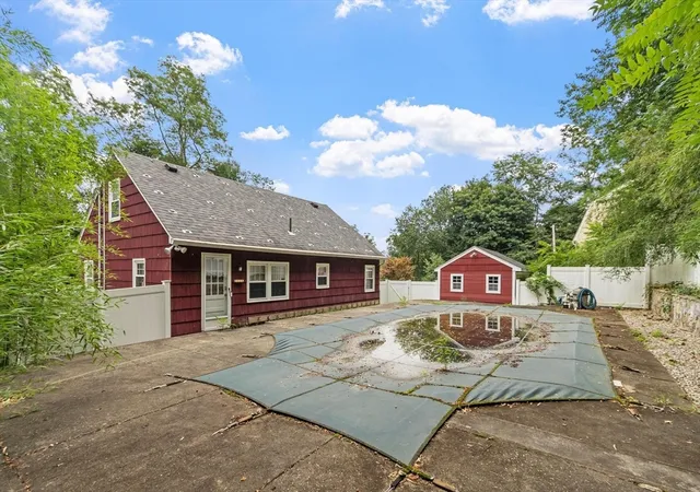 Photo 4 of Single family home for sale at 225 Golden Hl Ave, Haverhill, MA 01830 | MLS# 73569196 | Listing updated on 2026-09-06
