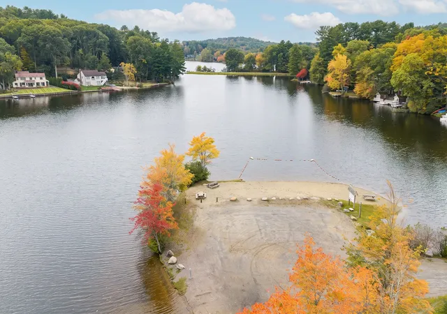 Photo 3 of Single family home for sale at 35 Old Sawmill Rd, Woodstock, CT 06281 | MLS# 73586518 | Listing updated on 2026-10-09