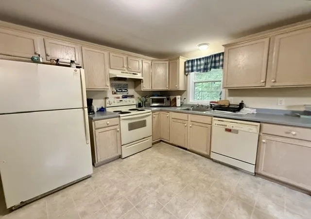Photo 2 of Condo for sale at 459 County St #459, Taunton, MA 02780 | MLS# 73571988 | Listing updated on 2026-09-14