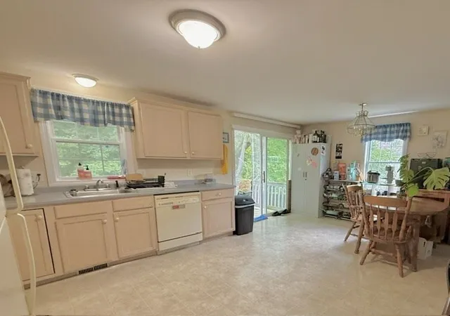 Photo 3 of Condo for sale at 459 County St #459, Taunton, MA 02780 | MLS# 73571988 | Listing updated on 2026-09-14