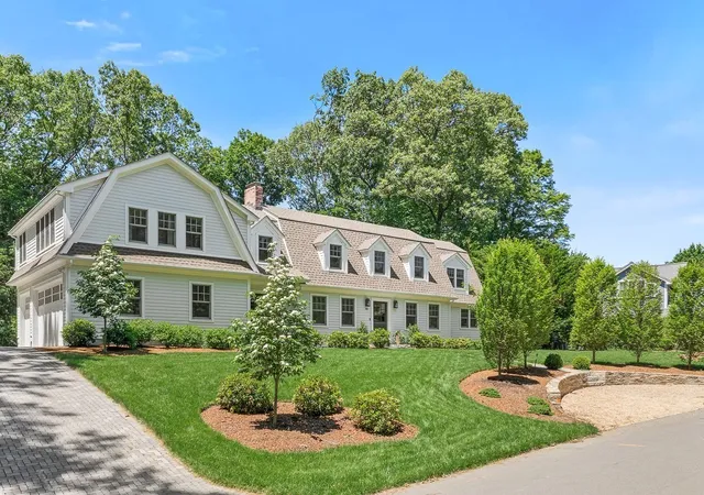 Photo 1 of Mansion for sale at 39 Fairbanks Ave, Wellesley Hills, MA 02481 | MLS# 73573659 | Listing updated on 2026-09-12