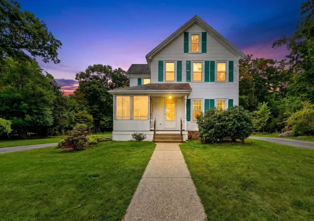 Photo 3 of Single family home for sale at 25 Spring St, Foxboro, MA 02035 | MLS# 73582036 | Listing updated on 2026-10-14