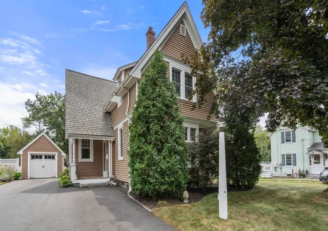 Photo 3 of Sale Pending at 172 West St, Walpole, MA 02081 | MLS# 73573733 | Listing updated on 2026-09-17