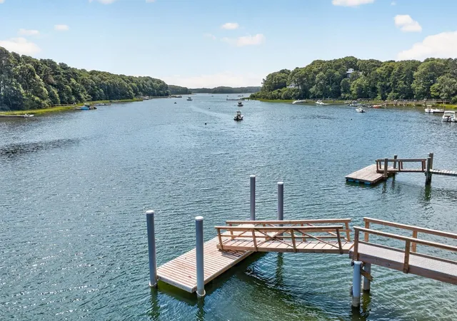 Photo 2 of Mansion for sale at 28 Quaker Run Rd, Mashpee, MA 02649 | MLS# 73570598 | Listing updated on 2026-09-15