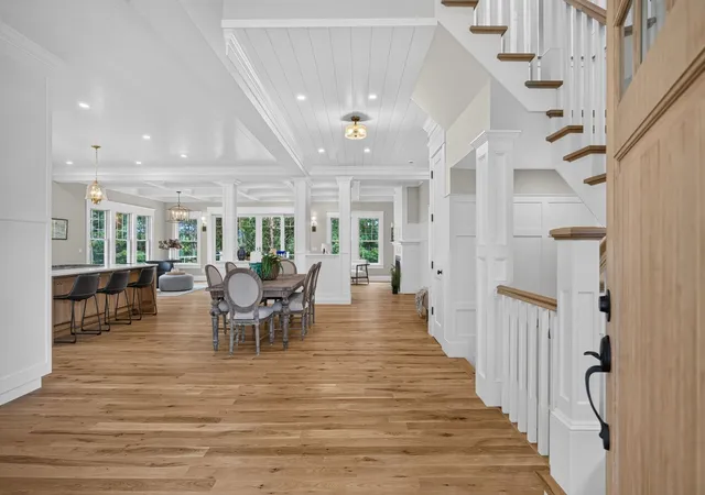 Photo 3 of Single family home for sale at 28 Quaker Run Rd, Mashpee, MA 02649 | MLS# 73570598 | Listing updated on 2026-09-19