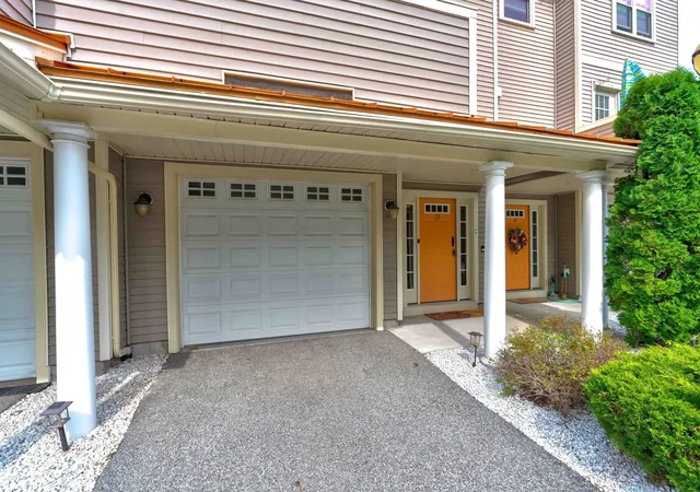 Photo 3 of Condo for sale at 74 West St #13, Attleboro, MA 02703 | MLS# 73570512 | Listing updated on 2026-09-17