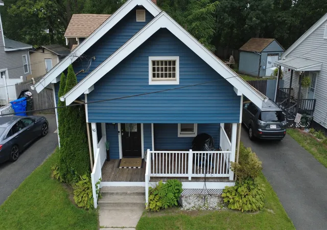 Photo 2 of Single family home for sale at 46 Emily St, Springfield, MA 01109 | MLS# 73571315 | Listing updated on 2026-10-24