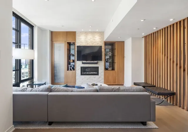 Listing Photo 4 - Condo for sale in Millennium Place located at 580 Washington St, Boston, MA 02111 - Unit #PHE