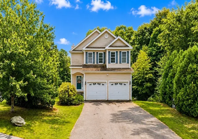Single family home for sale at 14 W Ledge Rd, Clinton, MA 01510 | MLS# 73573105