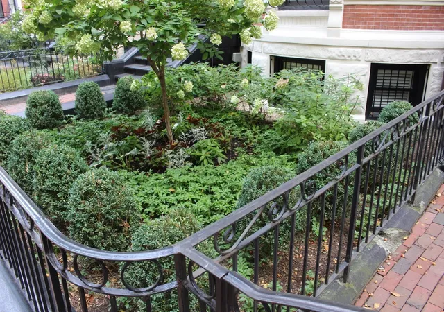 Photo 2 of Condo for sale at 246 Marlborough St #1, Boston, MA 02116 | MLS# 73583884 | Listing updated on 2026-10-22