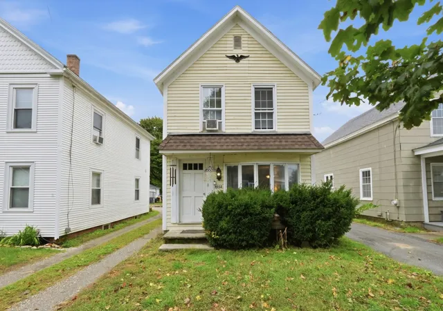Photo 1 of Single family home for sale at 4052 Main St, Palmer, MA 01069 | MLS# 73585857 | Listing updated on 2026-10-18