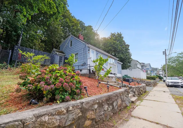 Photo 2 of Single family home for sale at 31 Endicott St, Saugus, MA 01906 | MLS# 73573500 | Listing updated on 2026-09-12