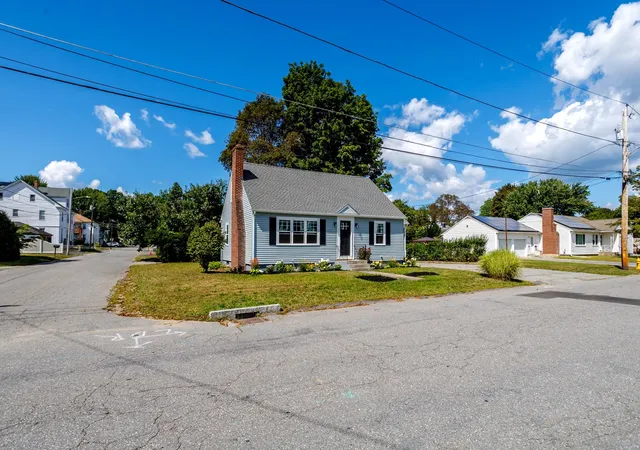 Photo 3 of Sale Pending at 179 8th Street, Leominster, MA 01453 | MLS# 73571524 | Listing updated on 2026-10-16