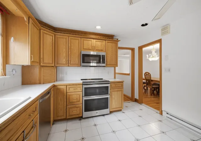 Listing Photo 4 - Condo for sale in building located at 35-37 Amherst St, Arlington, MA 02474