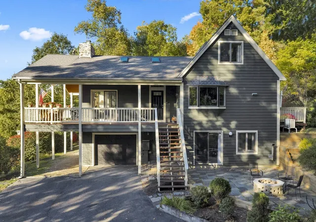 Photo 3 of Single family home for sale at 42 Streeter Rd, Fiskdale, MA 01518 | MLS# 73588871 | Listing updated on 2026-10-16