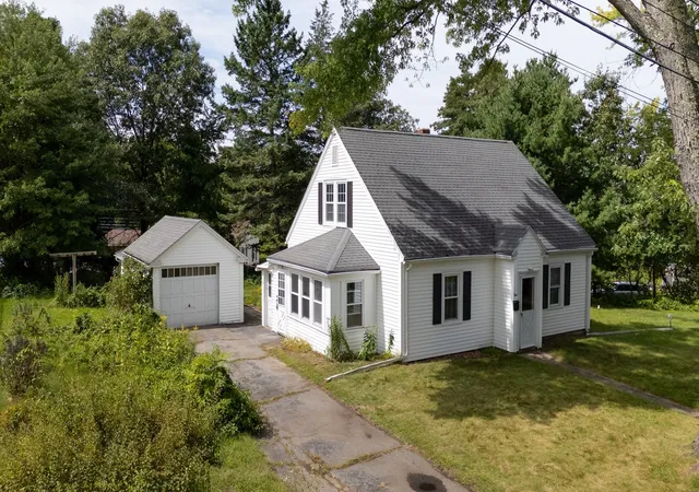 Photo 2 of Single family home for sale at 10 Westbrook Rd, Northborough, MA 01532 | MLS# 73571903 | Listing updated on 2026-09-08