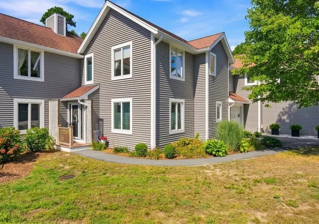 Condo for sale at 6 Aspen Rd #6, Buzzards Bay, MA 02532 | MLS# 73572922