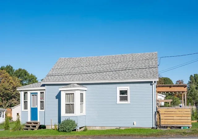 Photo 3 of Single family home for sale at 10 Russell Stage Rd, Blandford, MA 01008 | MLS# 73578356 | Listing updated on 2026-10-26