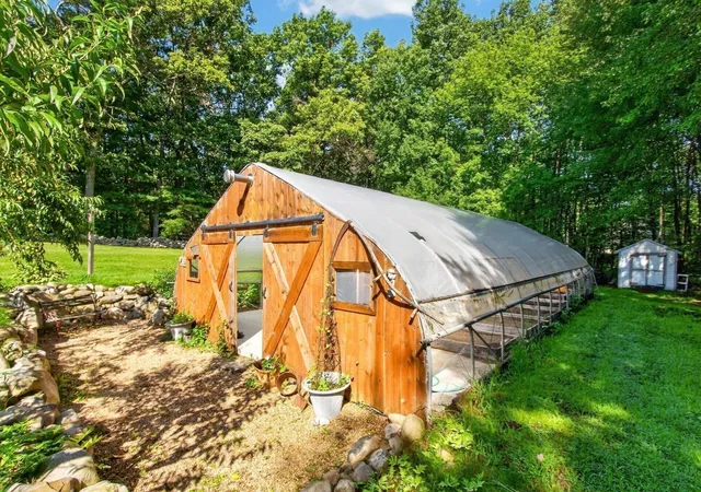 Photo 3 of Sale Pending at 6 Paddock Ln, Dracut, MA 01826 | MLS# 73561203 | Listing updated on 2026-09-15