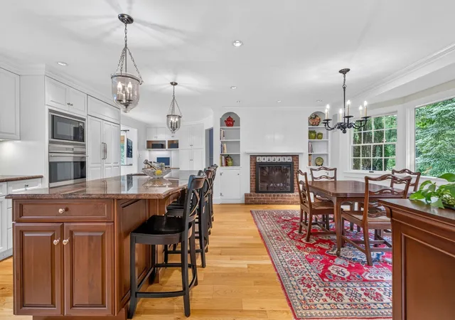 Photo 4 of Single family home for sale at 8 Buttercup Ln, Dover, MA 02030 | MLS# 73573228 | Listing updated on 2026-09-12