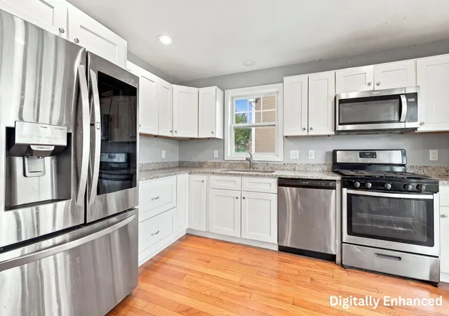 Photo 3 of Single family home for sale at 9 Mcguigan Cir, Lowell, MA 01852 | MLS# 73574533 | Listing updated on 2026-09-13