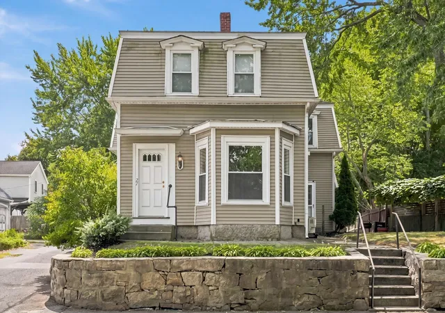 Photo 2 of Sale Pending at 27 High St, East Weymouth, MA 02189 | MLS# 73571730 | Listing updated on 2026-09-23