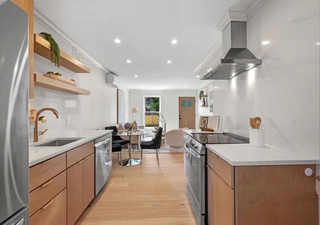 Listing Photo 4 - Condo for sale in building located at 41 Hobart St, Danvers, MA 01923 - Unit #1