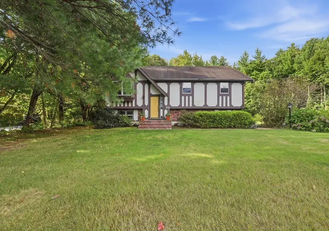 Photo 3 of Sale Pending at 82 West St, Douglas, MA 01516 | MLS# 73584796 | Listing updated on 2026-10-16
