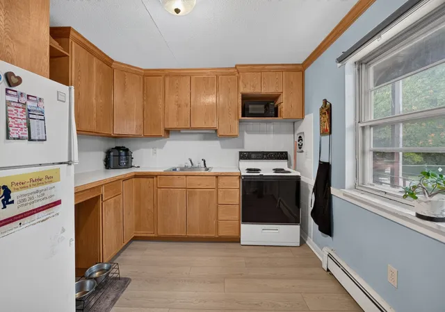 Listing Photo 1 - Condo for sale in building located at E2 Colonial Dr, Andover, MA 01810 - Unit #4