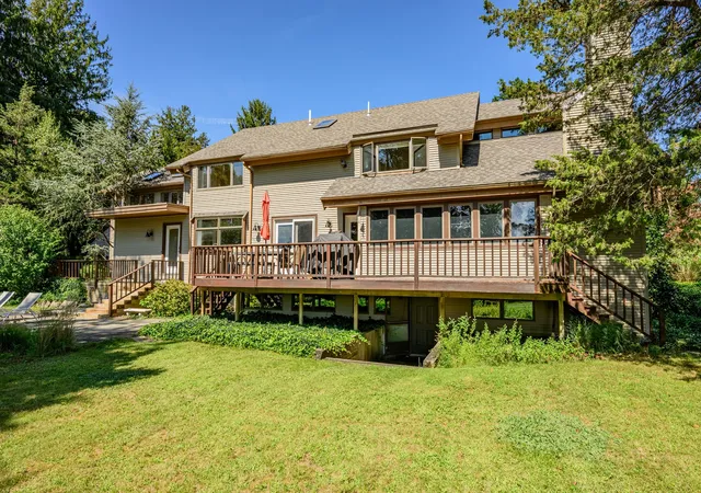 Photo 4 of Single family home for sale at 32 Reid, Marstons Mills, MA 02648 | MLS# 73572804 | Listing updated on 2026-10-11