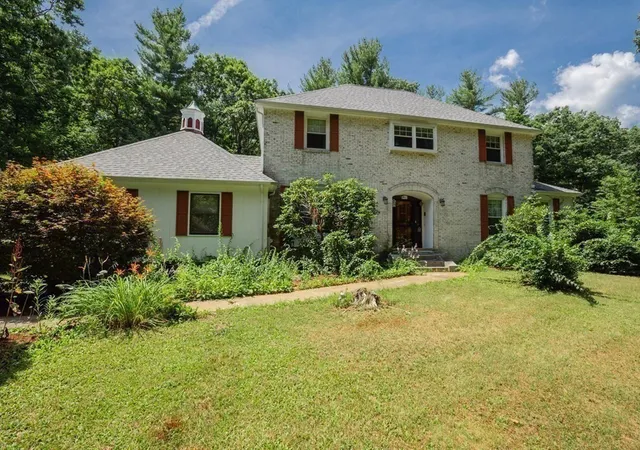Photo 3 of Single family home for sale at 217 Grove St, Paxton, MA 01612 | MLS# 73573405 | Listing updated on 2026-09-12