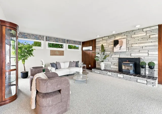 Photo 4 of Single family home for sale at 29 Lake Shore Dr, Wales, MA 01081 | MLS# 73575614 | Listing updated on 2026-09-14