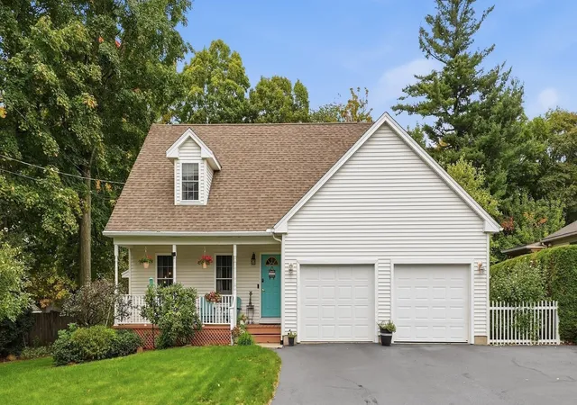Photo 1 of Sale Pending at 10 John St, East Longmeadow, MA 01028 | MLS# 73584828 | Listing updated on 2026-10-21