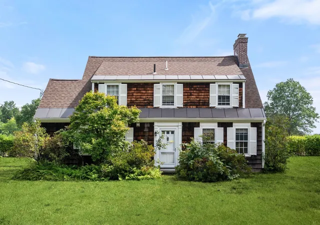 Photo 2 of Sale Pending at 60 Wellesley St, Weston, MA 02493 | MLS# 73575598 | Listing updated on 2026-10-03