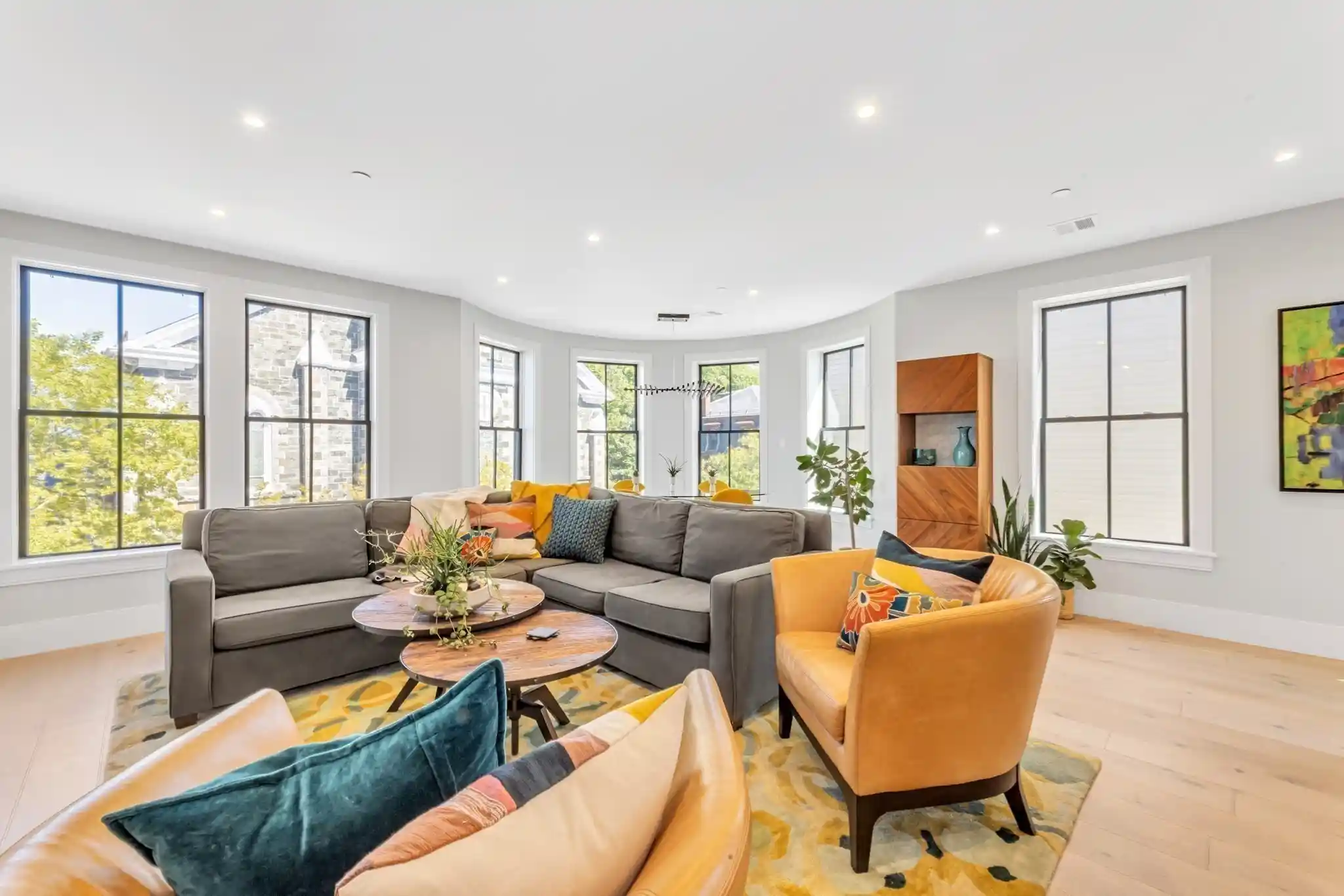 Listing Photo 2 - Condo for sale in 322 Bunker Hl St located at 322 Bunker Hl St, Boston, MA 02129 - Unit 322 Bunker Hl St