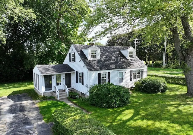 Single family home for sale at 255 Pleasant St, Lunenburg, MA 01462 | MLS# 73578885
