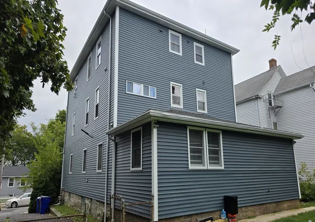Listing Photo 4 - Condo for sale in building located at 475 Tecumseh St, Fall River, MA 02721