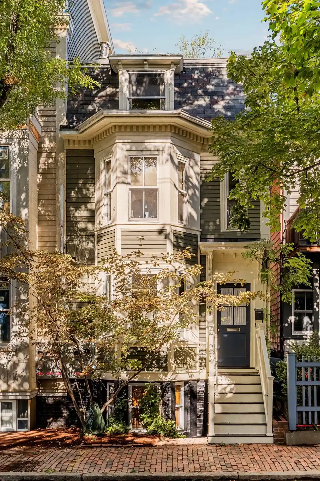 Listing Photo 1 - Condo for sale in 99 Pleasant St located at 99 Pleasant St, Cambridge, MA 02472 - Unit 99 Pleasant St