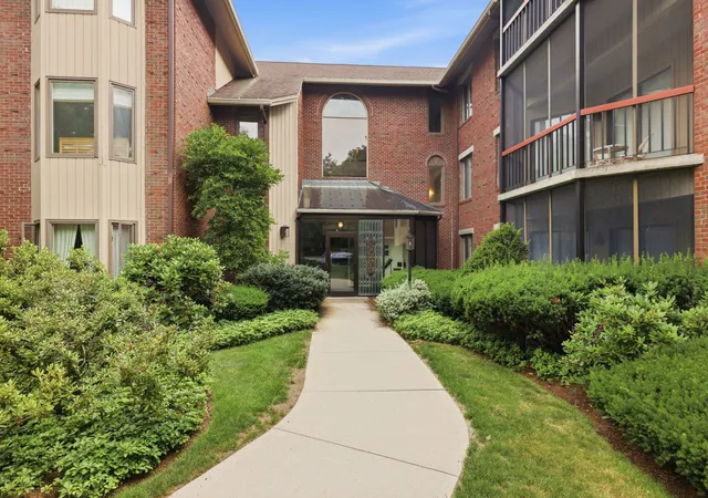 Sale Pending at 770 Salisbury St #311, Worcester, MA 01609 | MLS# 73570675 | Listing updated on 2026-09-29