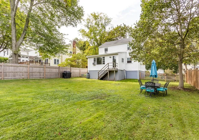 Photo 3 of Single family home for sale at 133 Gulliver St, Milton, MA 02186 | MLS# 73574820 | Listing updated on 2026-09-17