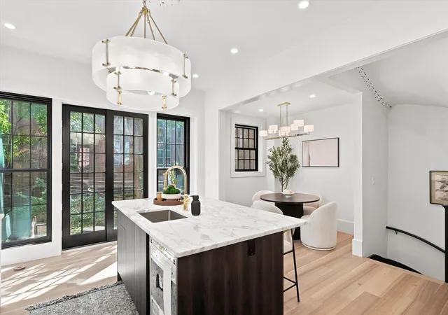 Listing Photo 5 - Condo for sale in building located at 320 Shawmut Ave, Boston, MA 02118 - Unit #1
