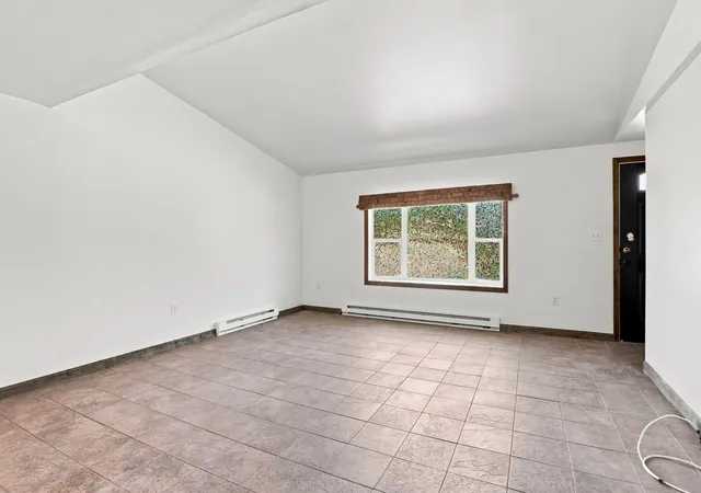 Photo 3 of Single family home for sale at 65 Paris Ave, Worcester, MA 01603 | MLS# 73575659 | Listing updated on 2026-09-14