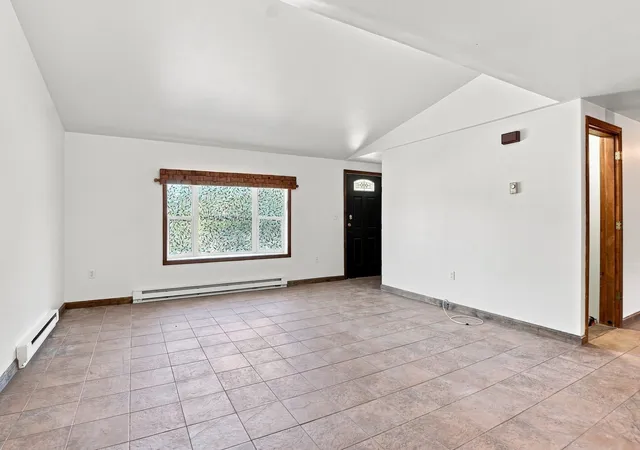 Photo 3 of Single family home for sale at 65 Paris Ave, Worcester, MA 01603 | MLS# 73575659 | Listing updated on 2026-09-14