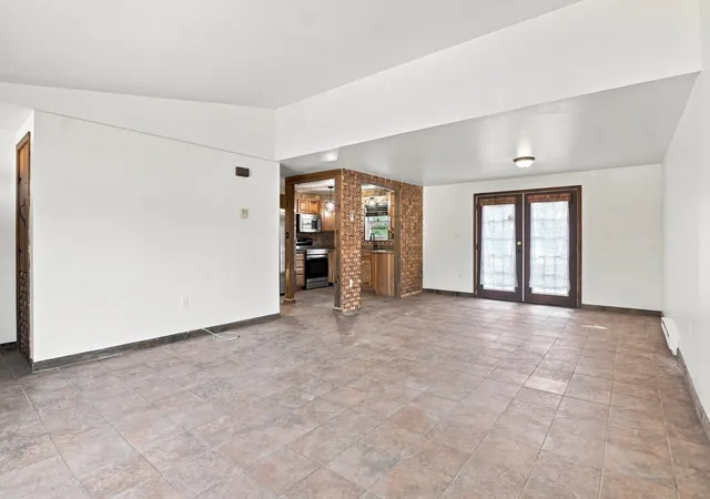 Photo 4 of Single family home for sale at 65 Paris Ave, Worcester, MA 01603 | MLS# 73575659 | Listing updated on 2026-09-14