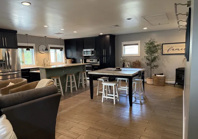 Photo 4 of Sale Pending at 52 Chipaway Rd, East Freetown, MA 02717 | MLS# 73572379 | Listing updated on 2026-09-29